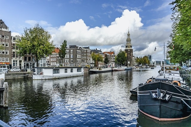 Une aventure à travers la Randstad : Amsterdam, La Haye et Rotterdam