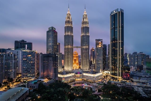 Kuala Lumpur: les Tours Jumelles Petronas, Batu Caves et bien plus encore!